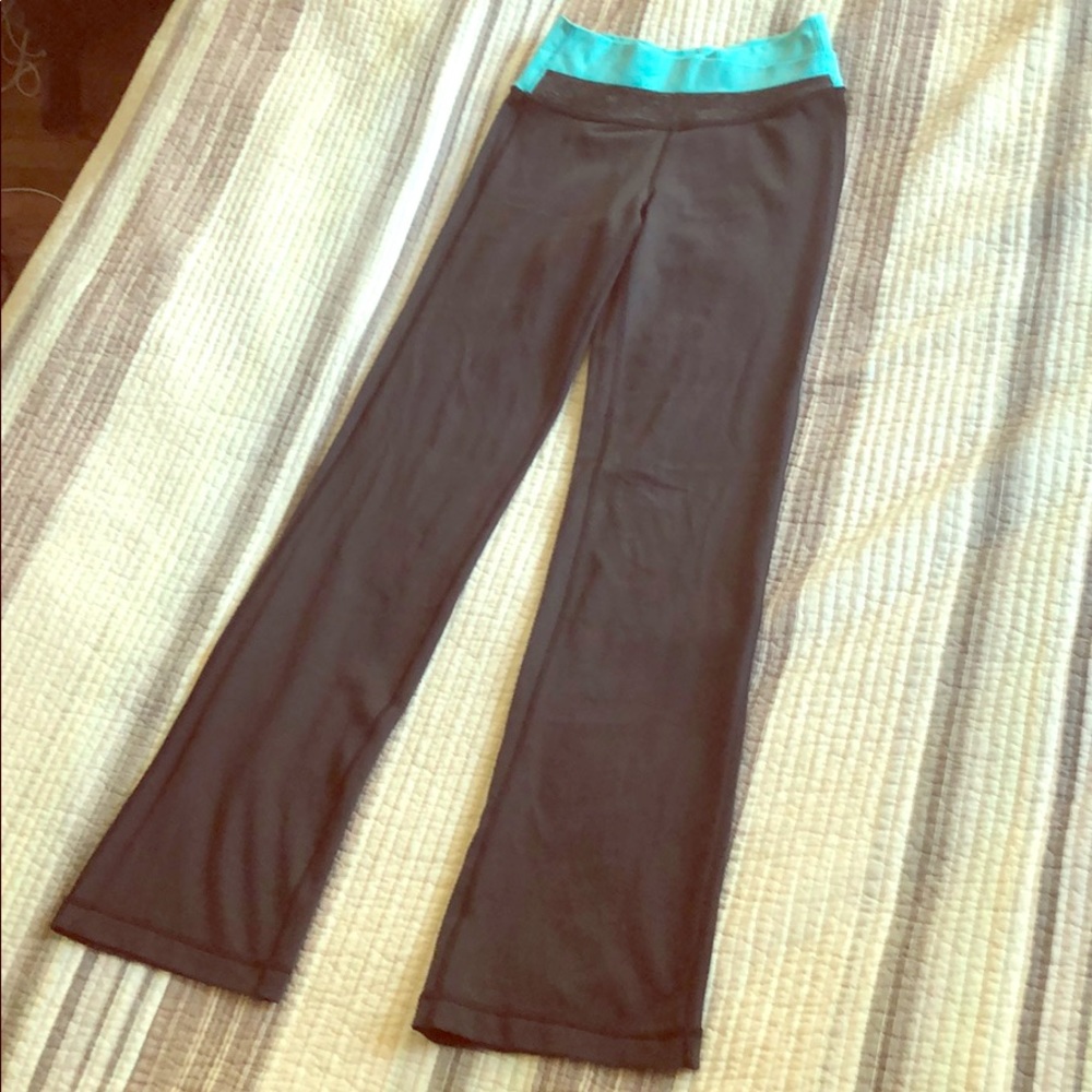 Lulu Lemon Yoga Pants Size 4